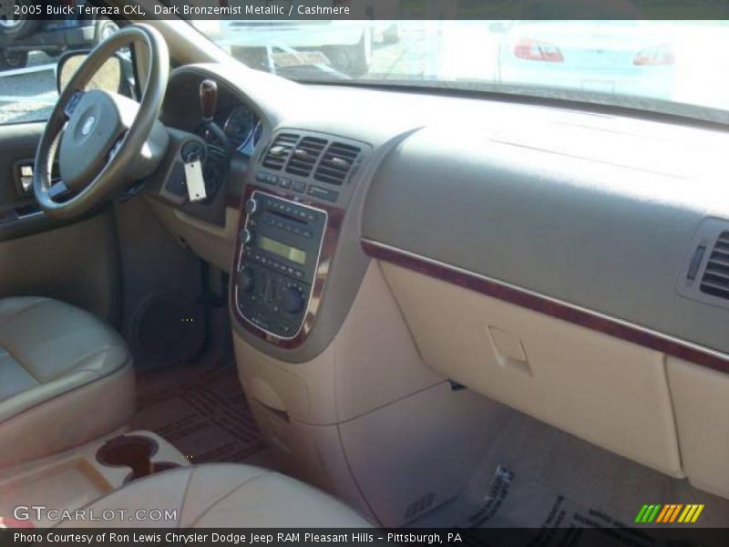 Dark Bronzemist Metallic / Cashmere 2005 Buick Terraza CXL