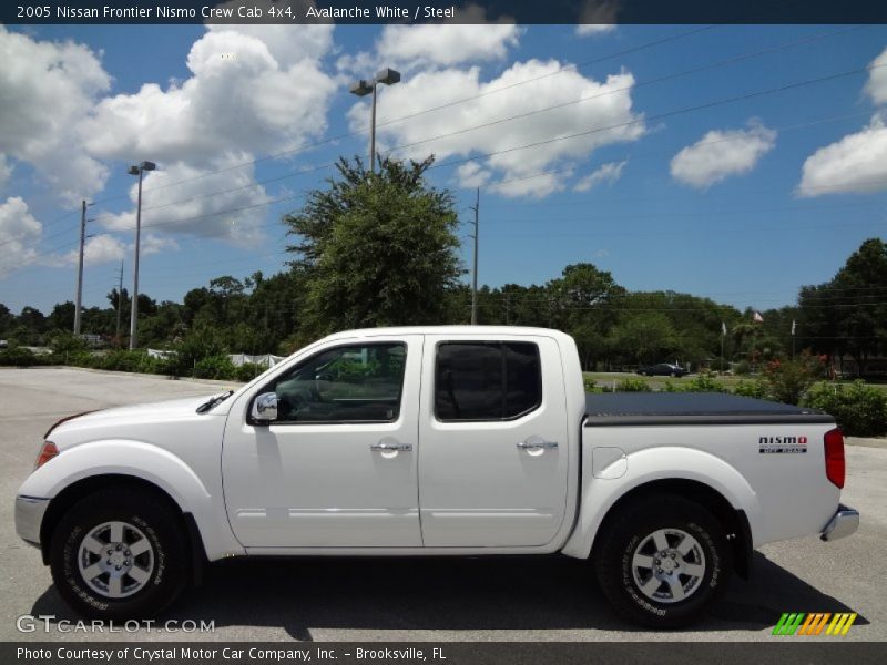Avalanche White / Steel 2005 Nissan Frontier Nismo Crew Cab 4x4