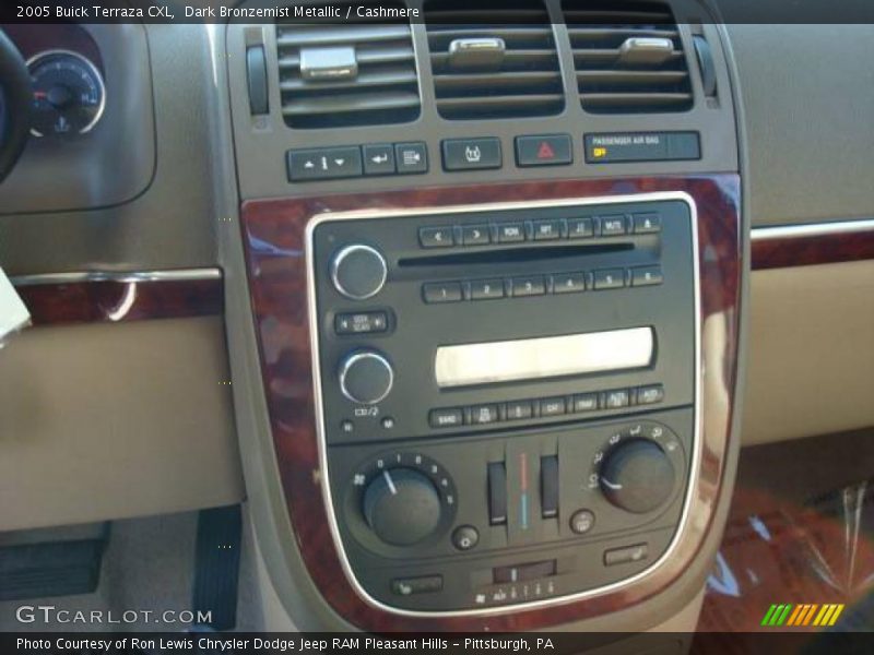 Dark Bronzemist Metallic / Cashmere 2005 Buick Terraza CXL