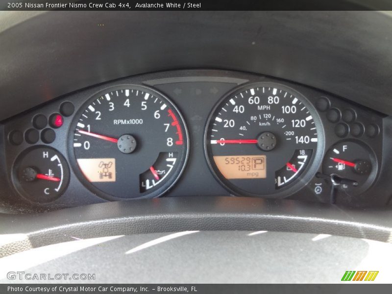 Avalanche White / Steel 2005 Nissan Frontier Nismo Crew Cab 4x4