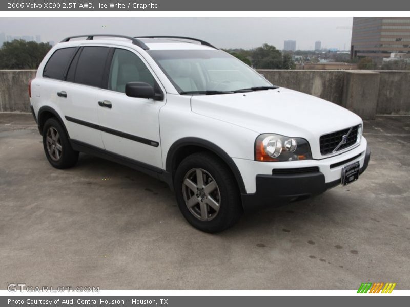 Ice White / Graphite 2006 Volvo XC90 2.5T AWD