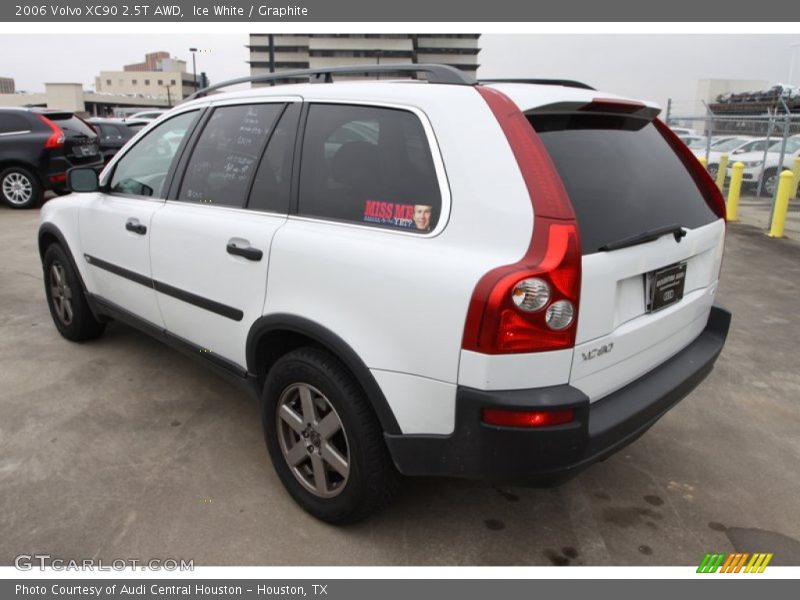 Ice White / Graphite 2006 Volvo XC90 2.5T AWD