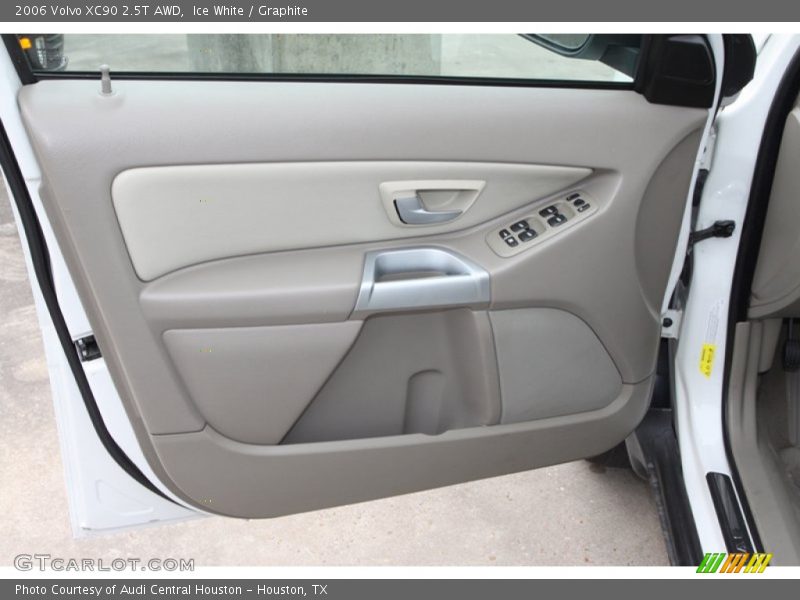 Ice White / Graphite 2006 Volvo XC90 2.5T AWD