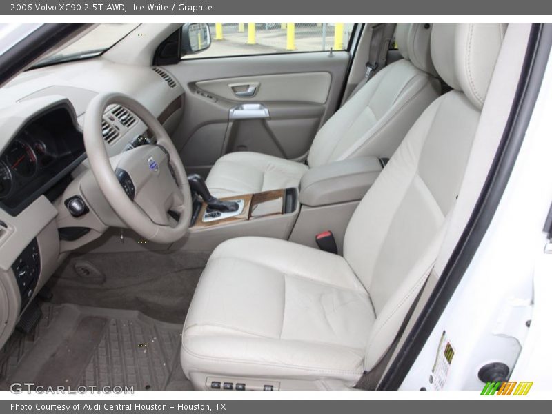 Ice White / Graphite 2006 Volvo XC90 2.5T AWD