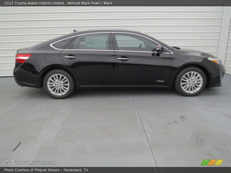 Attitude Black Pearl / Black 2013 Toyota Avalon Hybrid Limited