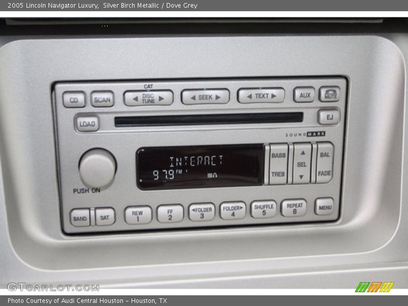 Silver Birch Metallic / Dove Grey 2005 Lincoln Navigator Luxury