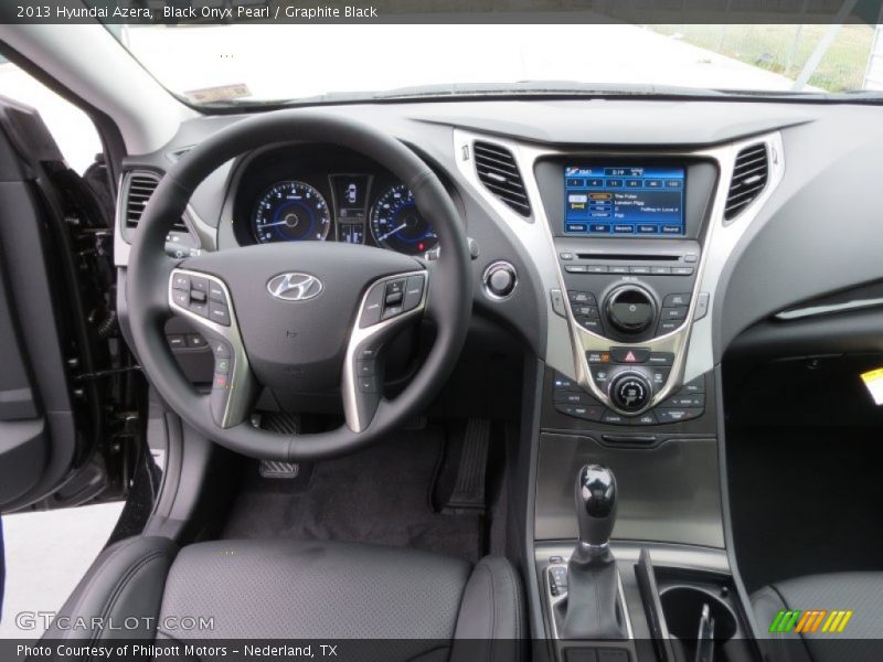 Black Onyx Pearl / Graphite Black 2013 Hyundai Azera