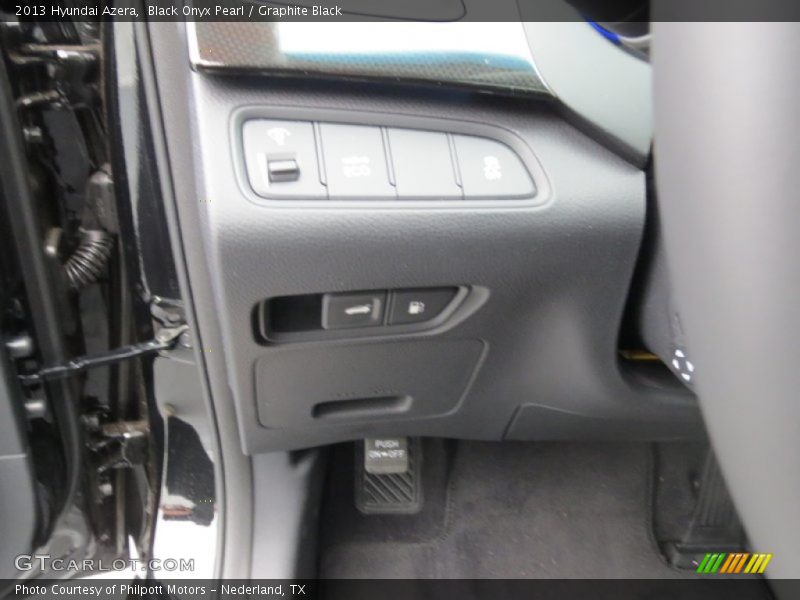 Black Onyx Pearl / Graphite Black 2013 Hyundai Azera
