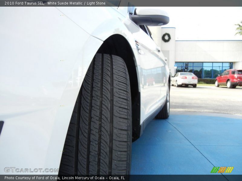 White Suede Metallic / Light Stone 2010 Ford Taurus SEL