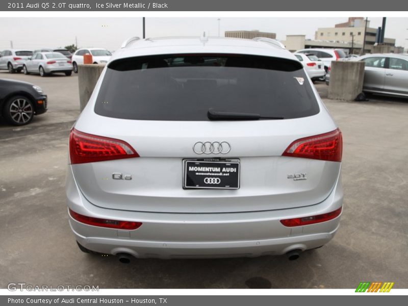 Ice Silver Metallic / Black 2011 Audi Q5 2.0T quattro