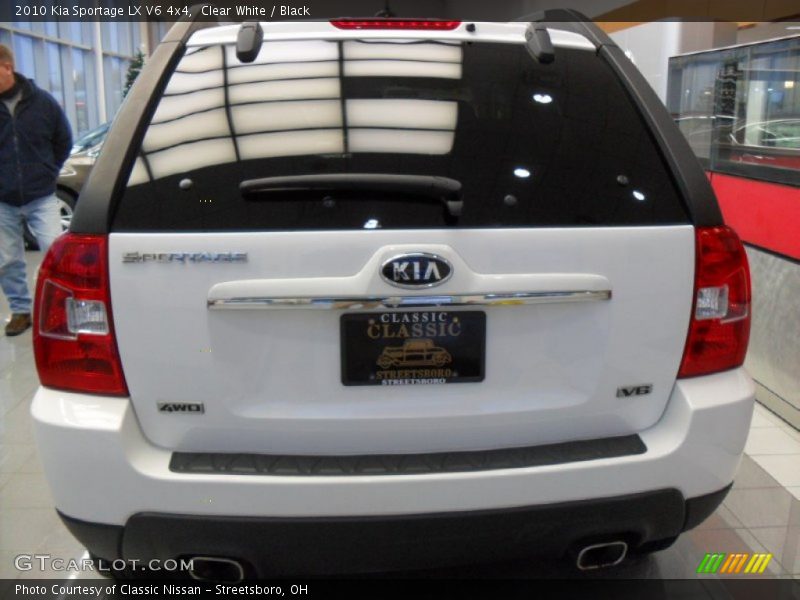 Clear White / Black 2010 Kia Sportage LX V6 4x4