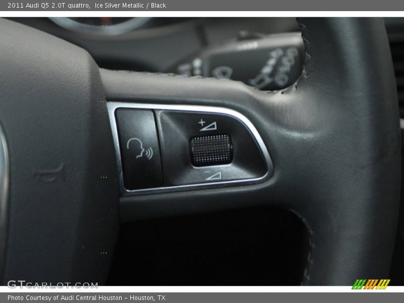 Ice Silver Metallic / Black 2011 Audi Q5 2.0T quattro