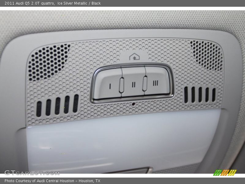 Ice Silver Metallic / Black 2011 Audi Q5 2.0T quattro