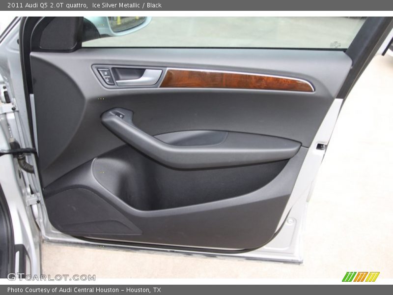 Ice Silver Metallic / Black 2011 Audi Q5 2.0T quattro