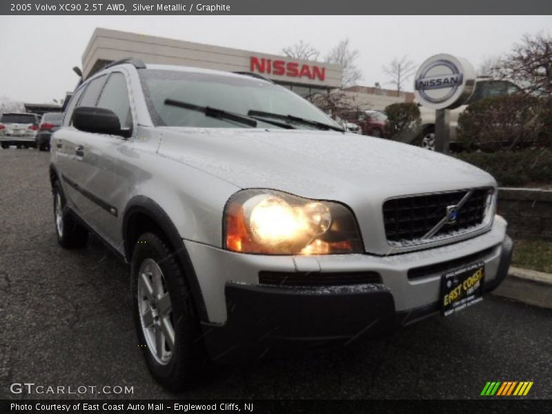 Silver Metallic / Graphite 2005 Volvo XC90 2.5T AWD