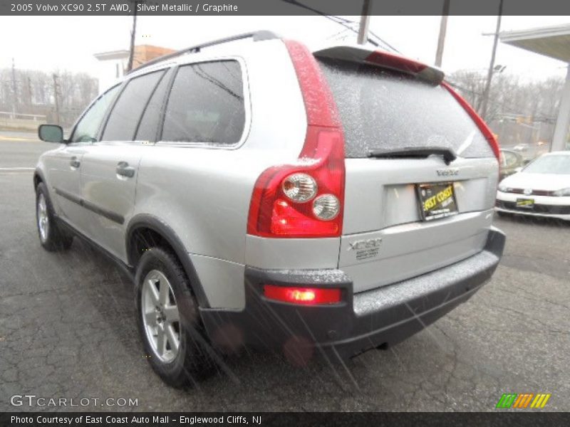 Silver Metallic / Graphite 2005 Volvo XC90 2.5T AWD