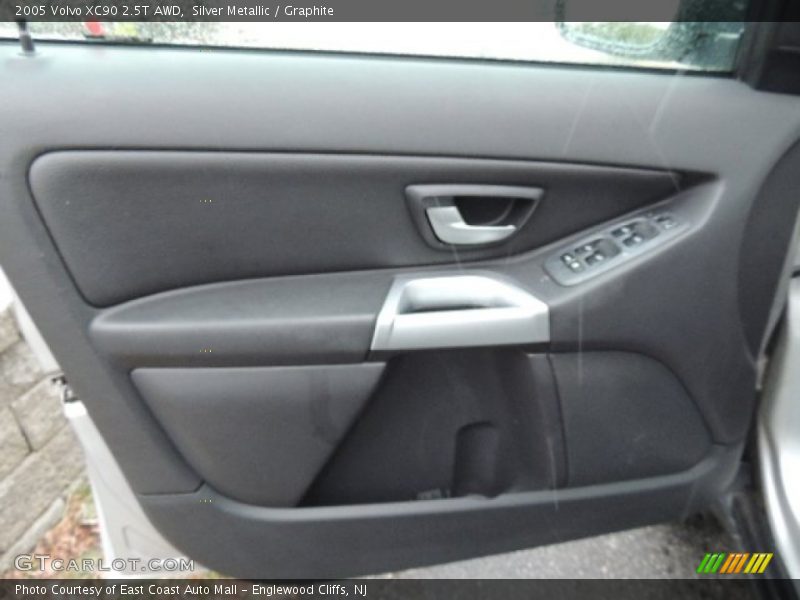 Silver Metallic / Graphite 2005 Volvo XC90 2.5T AWD