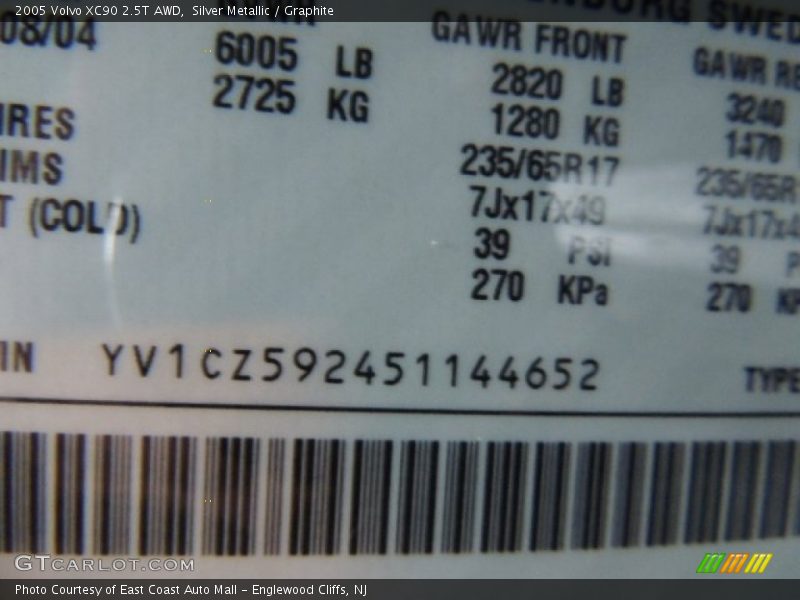 Silver Metallic / Graphite 2005 Volvo XC90 2.5T AWD