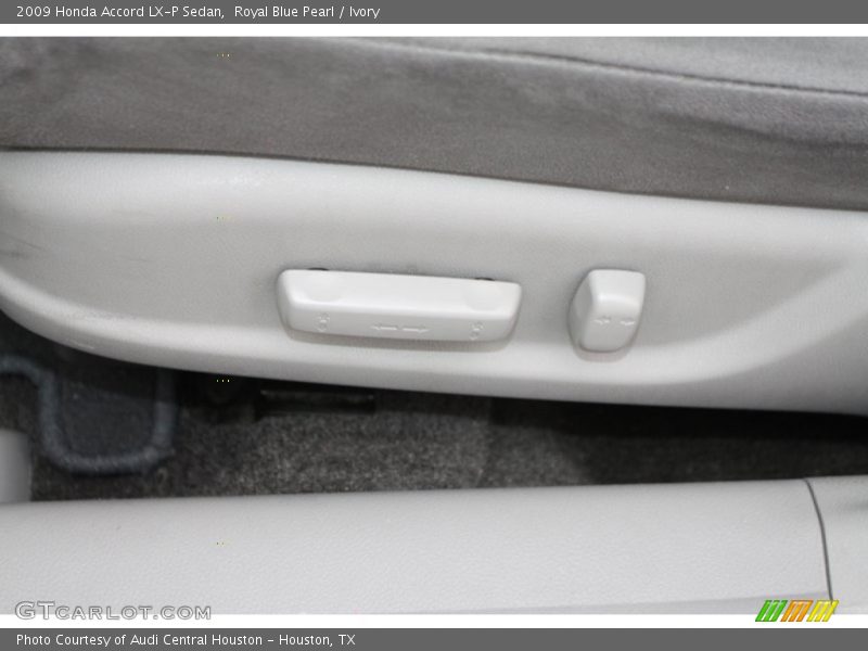 Royal Blue Pearl / Ivory 2009 Honda Accord LX-P Sedan