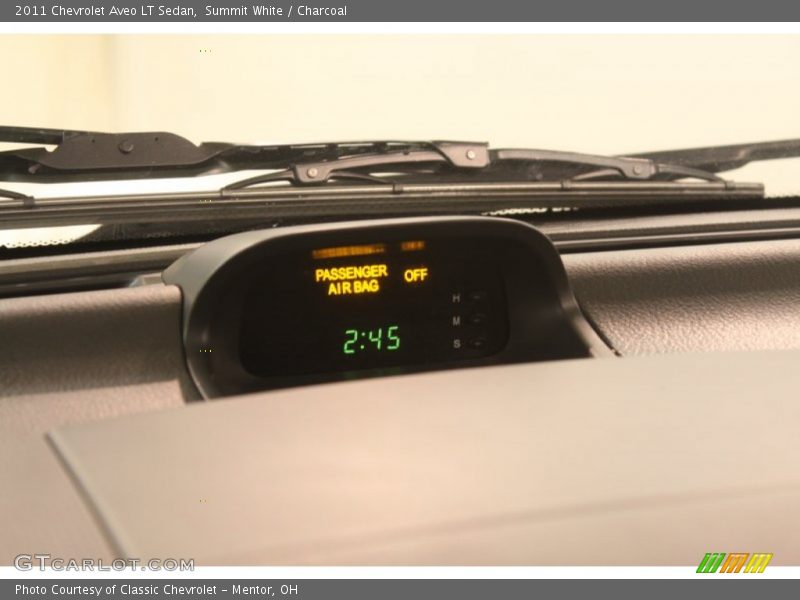 Summit White / Charcoal 2011 Chevrolet Aveo LT Sedan