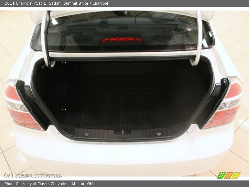 Summit White / Charcoal 2011 Chevrolet Aveo LT Sedan