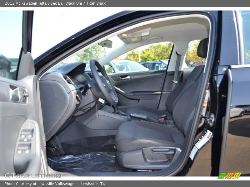 Black Uni / Titan Black 2013 Volkswagen Jetta S Sedan
