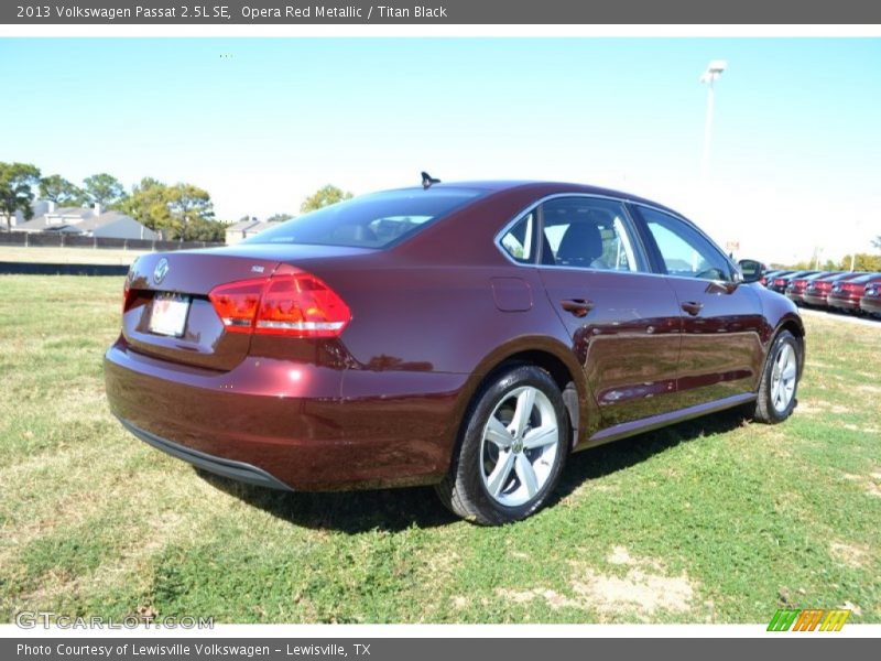 Opera Red Metallic / Titan Black 2013 Volkswagen Passat 2.5L SE