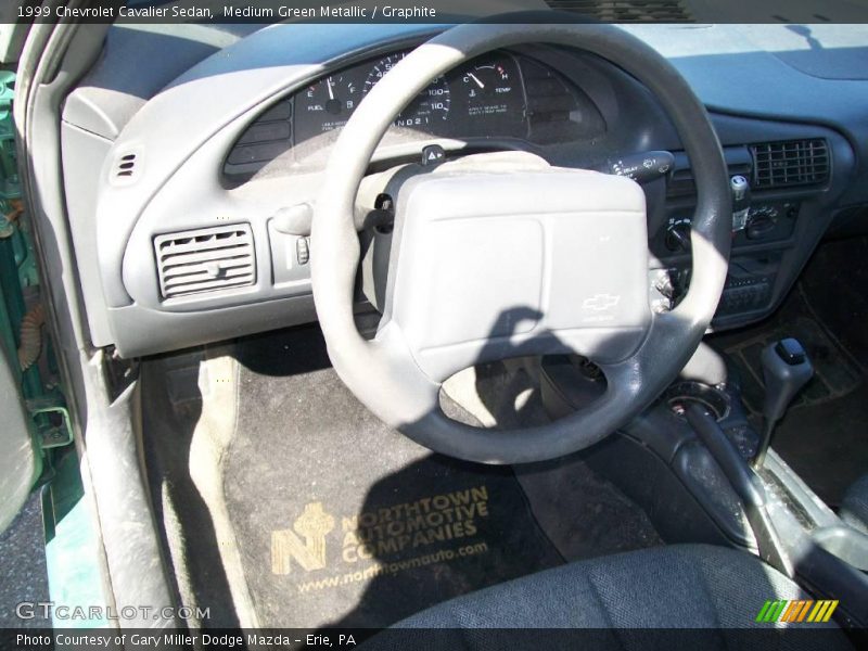 Medium Green Metallic / Graphite 1999 Chevrolet Cavalier Sedan