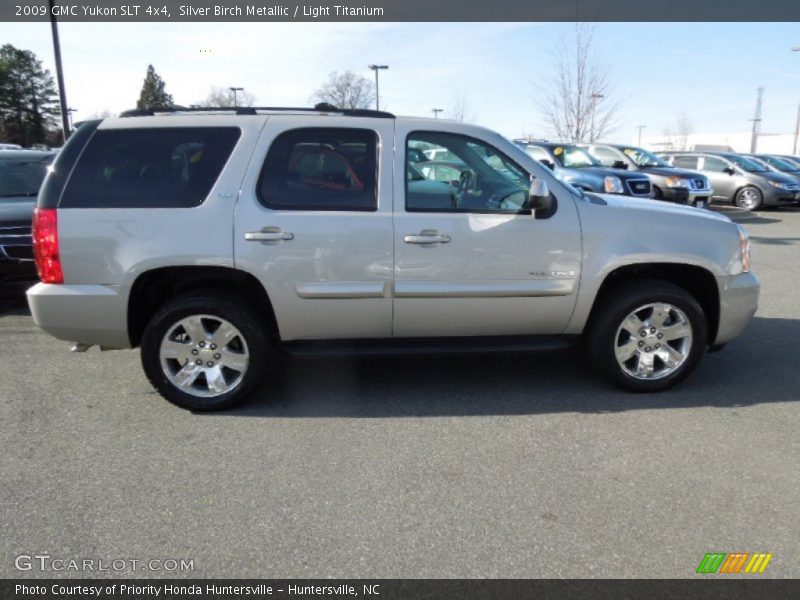 Silver Birch Metallic / Light Titanium 2009 GMC Yukon SLT 4x4