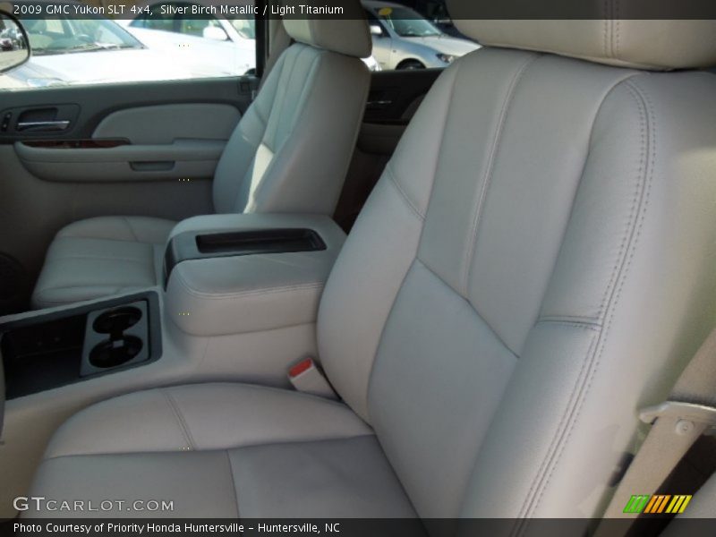 Silver Birch Metallic / Light Titanium 2009 GMC Yukon SLT 4x4