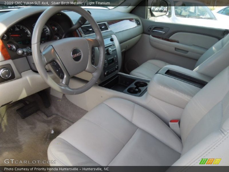 Silver Birch Metallic / Light Titanium 2009 GMC Yukon SLT 4x4
