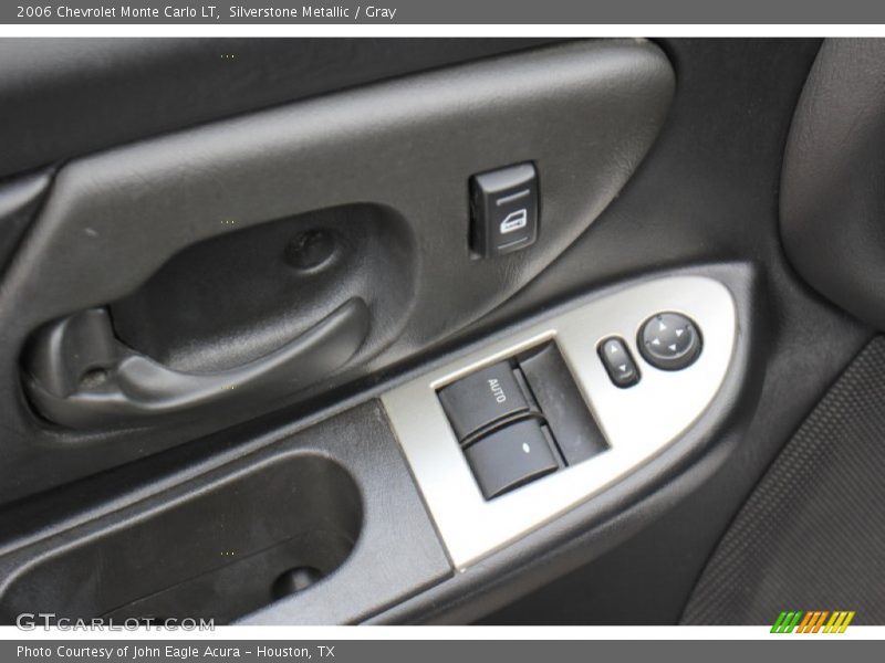 Silverstone Metallic / Gray 2006 Chevrolet Monte Carlo LT