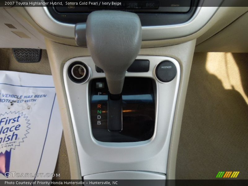 Sonora Gold Pearl / Ivory Beige 2007 Toyota Highlander Hybrid