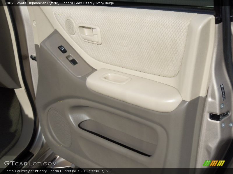 Sonora Gold Pearl / Ivory Beige 2007 Toyota Highlander Hybrid