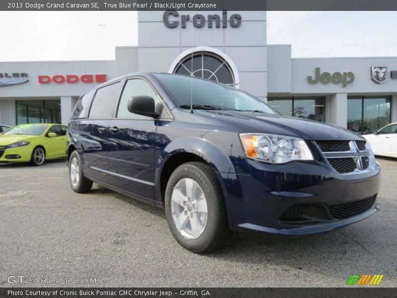 True Blue Pearl / Black/Light Graystone 2013 Dodge Grand Caravan SE