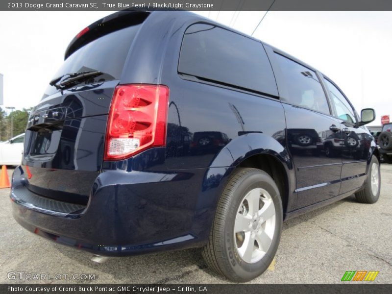 True Blue Pearl / Black/Light Graystone 2013 Dodge Grand Caravan SE