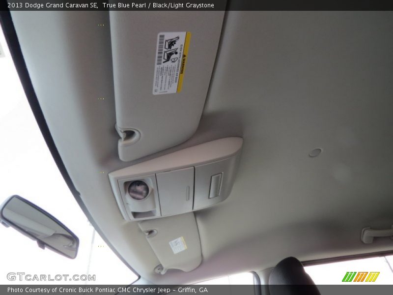 True Blue Pearl / Black/Light Graystone 2013 Dodge Grand Caravan SE