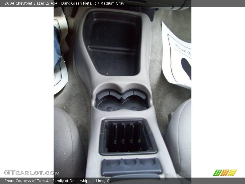Dark Green Metallic / Medium Gray 2004 Chevrolet Blazer LS 4x4