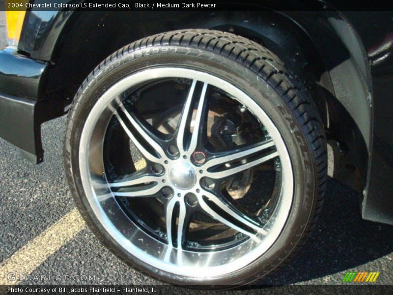 Black / Medium Dark Pewter 2004 Chevrolet Colorado LS Extended Cab