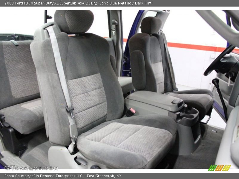 Front Seat of 2003 F350 Super Duty XL SuperCab 4x4 Dually