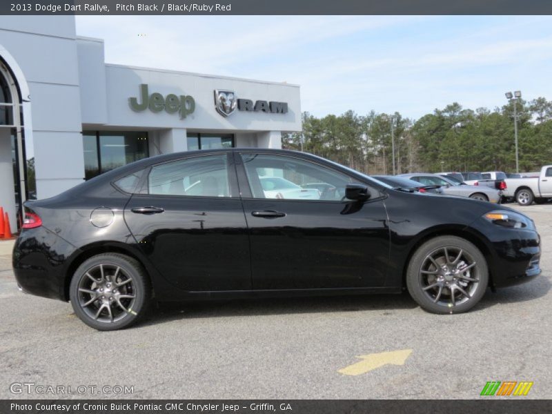 Pitch Black / Black/Ruby Red 2013 Dodge Dart Rallye