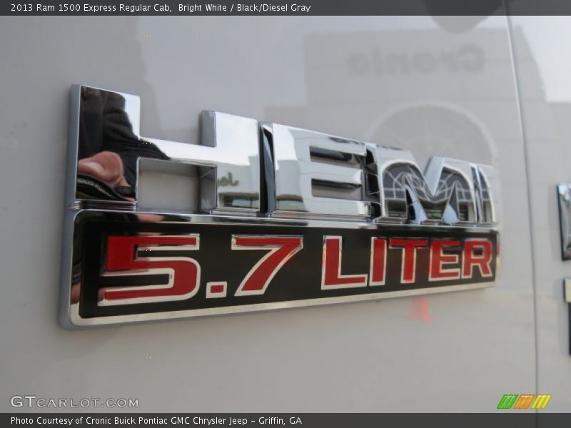 Bright White / Black/Diesel Gray 2013 Ram 1500 Express Regular Cab
