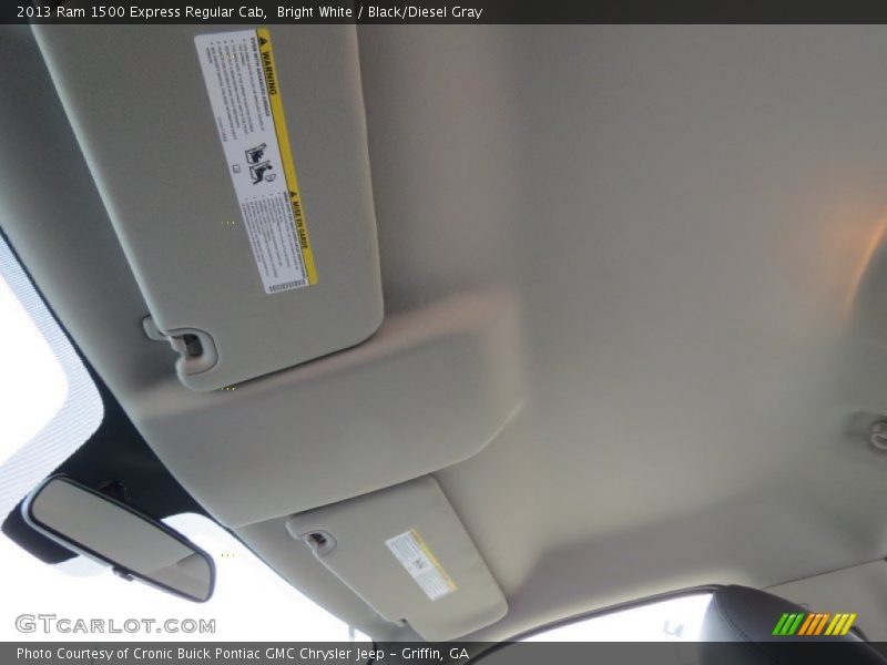 Bright White / Black/Diesel Gray 2013 Ram 1500 Express Regular Cab