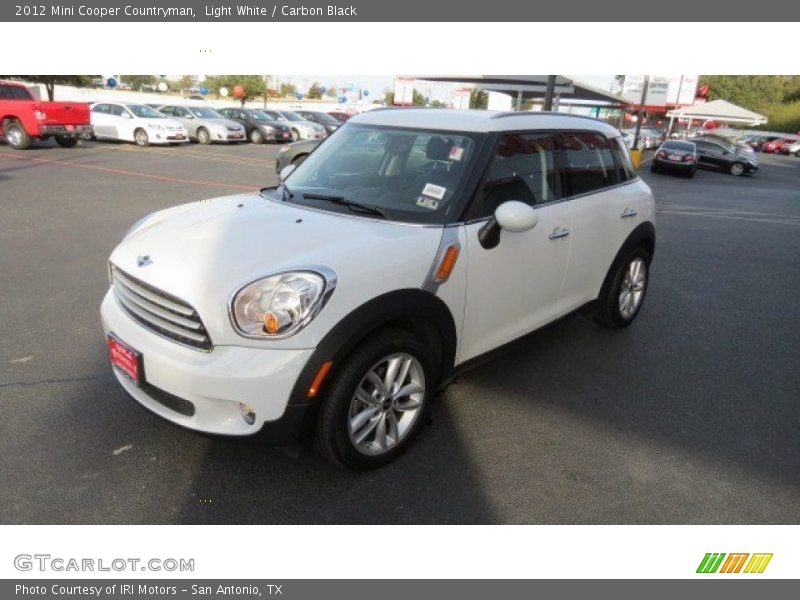 Light White / Carbon Black 2012 Mini Cooper Countryman