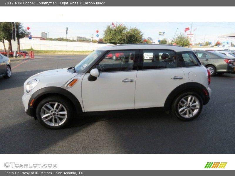 Light White / Carbon Black 2012 Mini Cooper Countryman