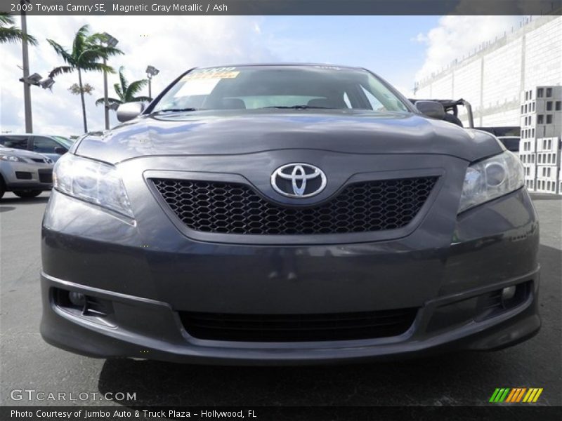 Magnetic Gray Metallic / Ash 2009 Toyota Camry SE