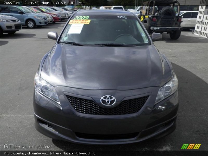 Magnetic Gray Metallic / Ash 2009 Toyota Camry SE