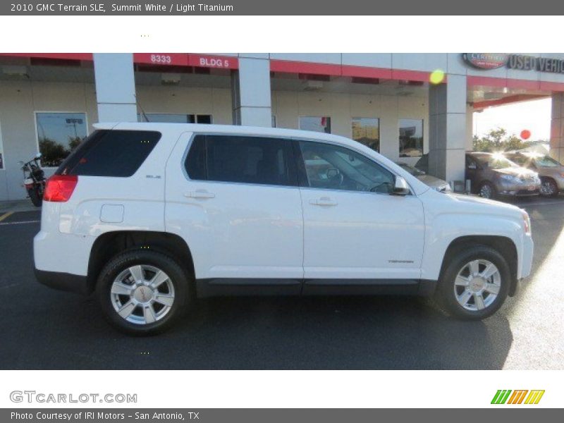 Summit White / Light Titanium 2010 GMC Terrain SLE