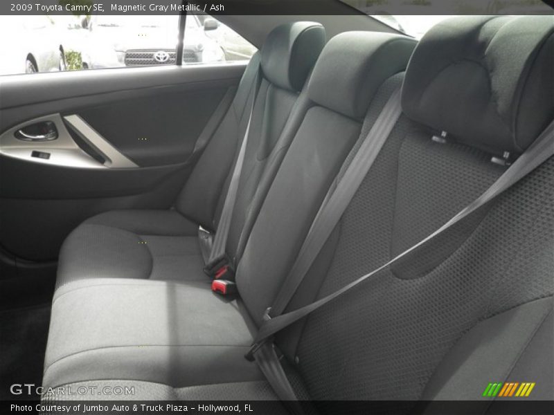 Magnetic Gray Metallic / Ash 2009 Toyota Camry SE