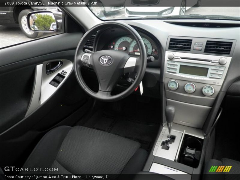 Magnetic Gray Metallic / Ash 2009 Toyota Camry SE
